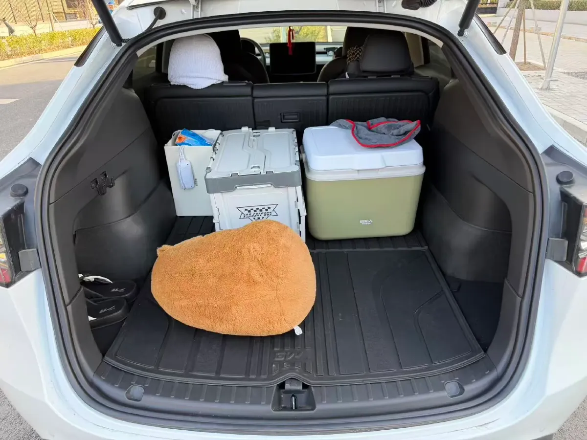 2024 Iveco OuSheng BEV 77.28KWH,autocango,china used car exporter,china ev exporter,chinese used car exporter,chinese used ev exporter