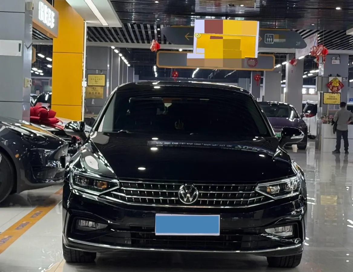 2023 Volkswagen Magotan 2.0T 186HP L4 7DCT,autocango,china used car exporter,china ev exporter,chinese used car exporter,chinese used ev exporter