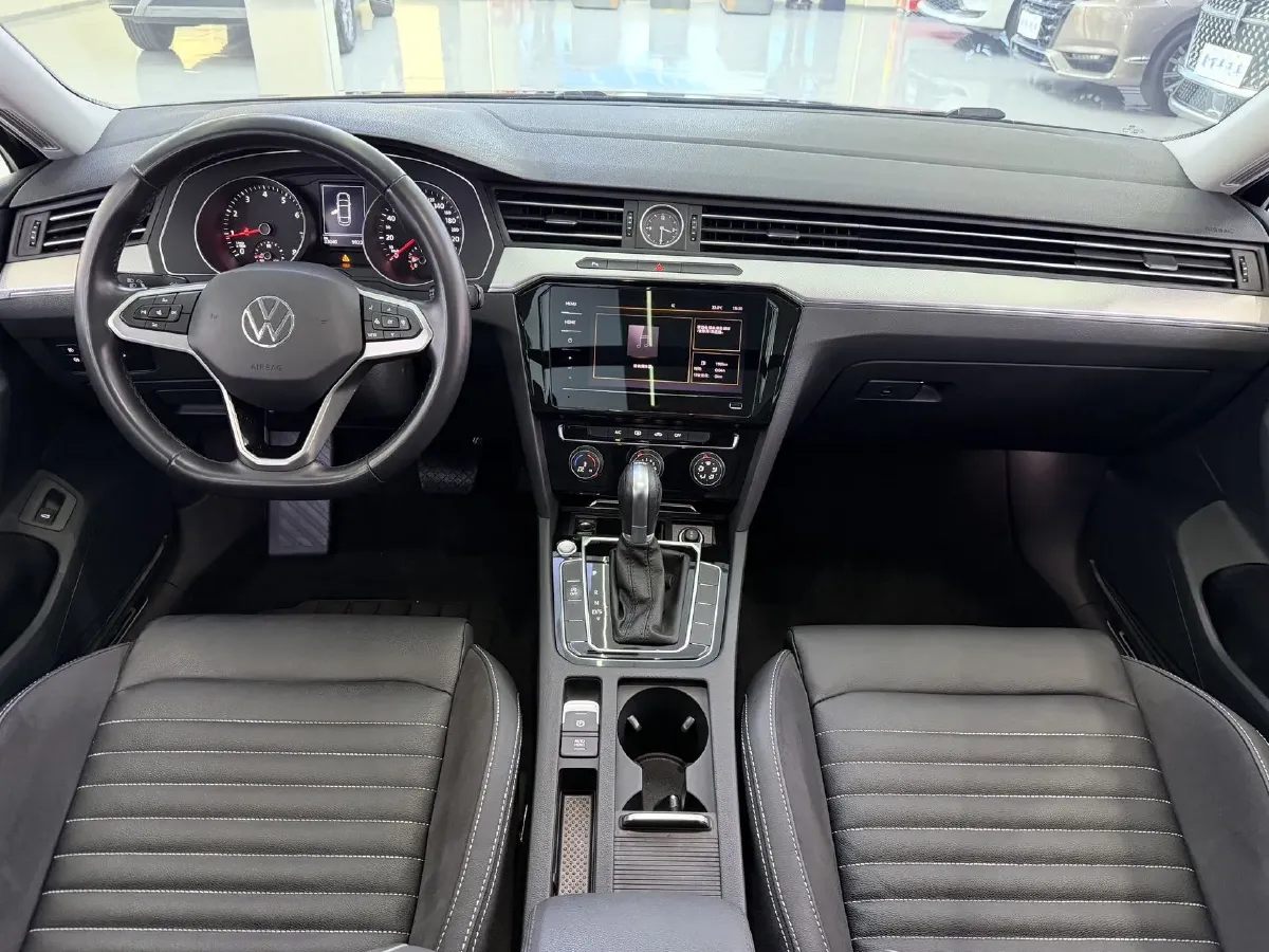 2020 Volkswagen Magotan 1.4T 150HP L4 7DCT,autocango,china used car exporter,china ev exporter,chinese used car exporter,chinese used ev exporter