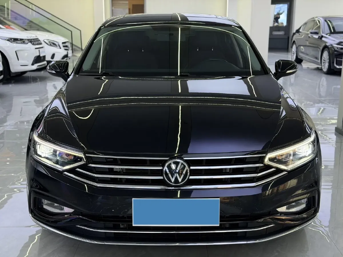 2020 Volkswagen Magotan 1.4T 150HP L4 7DCT,autocango,china used car exporter,china ev exporter,chinese used car exporter,chinese used ev exporter