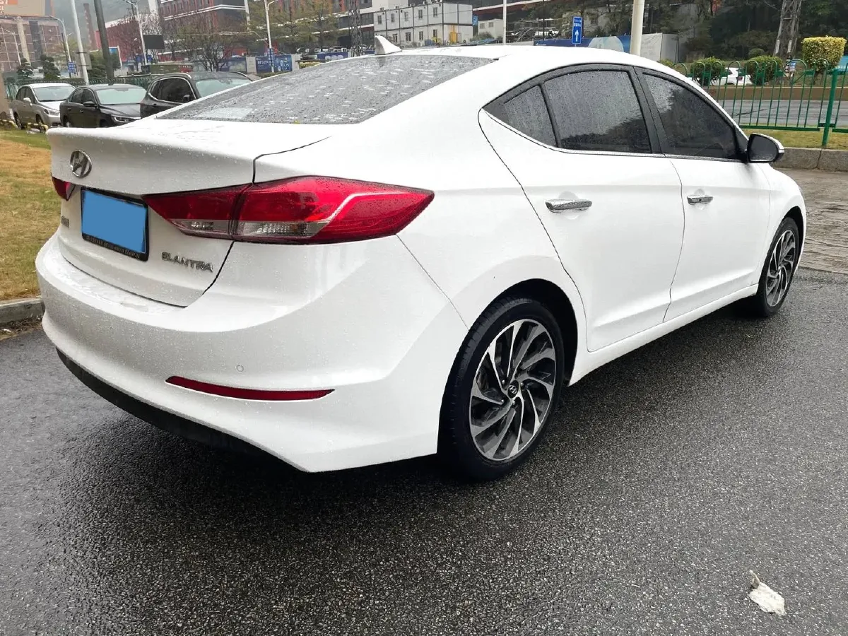 2020 Hyundai Elantra 1.5L 115HP L4 CVT,autocango,china used car exporter,china ev exporter,chinese used car exporter,chinese used ev exporter
