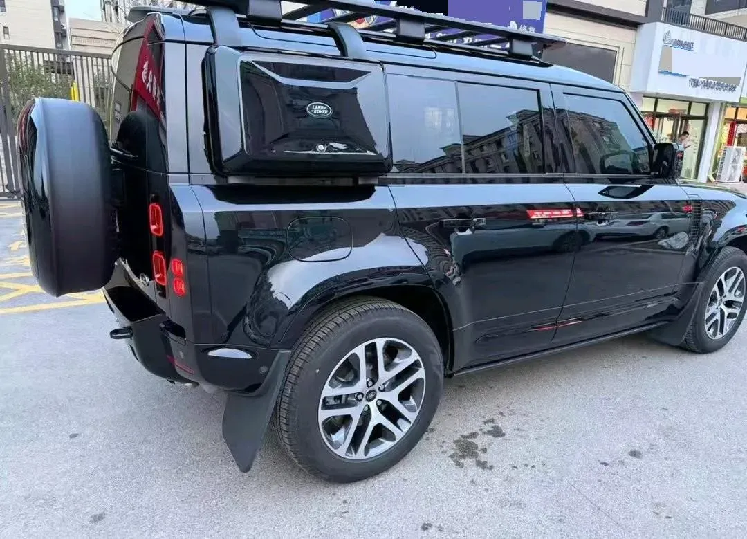 2024 Land Rover Defender 3.0T 400HP L6 8AT,autocango,china used car exporter,china ev exporter,chinese used car exporter,chinese used ev exporter