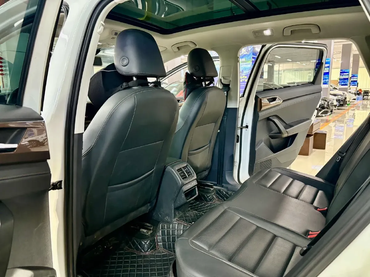 2021 Volkswagen Tharu 1.4T 150HP L4 7DCT,autocango,china used car exporter,china ev exporter,chinese used car exporter,chinese used ev exporter