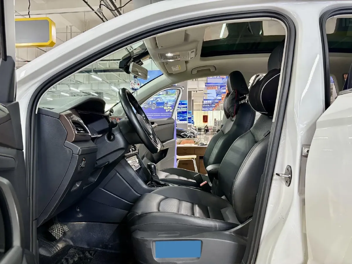 2021 Volkswagen Tharu 1.4T 150HP L4 7DCT,autocango,china used car exporter,china ev exporter,chinese used car exporter,chinese used ev exporter