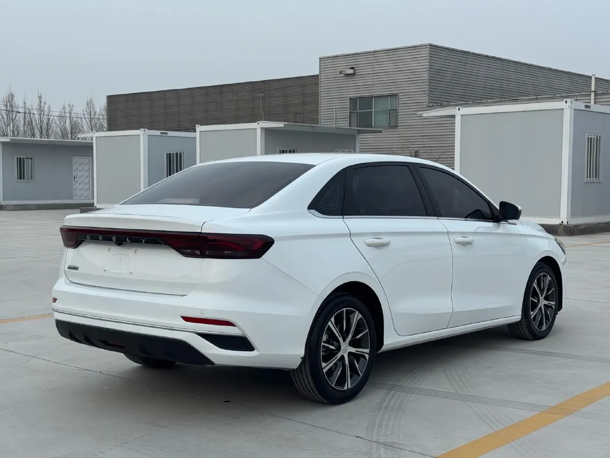 2022 Geely Emgrand 1.5L 114HP L4 CVT,autocango,china used car exporter,china ev exporter,chinese used car exporter,chinese used ev exporter