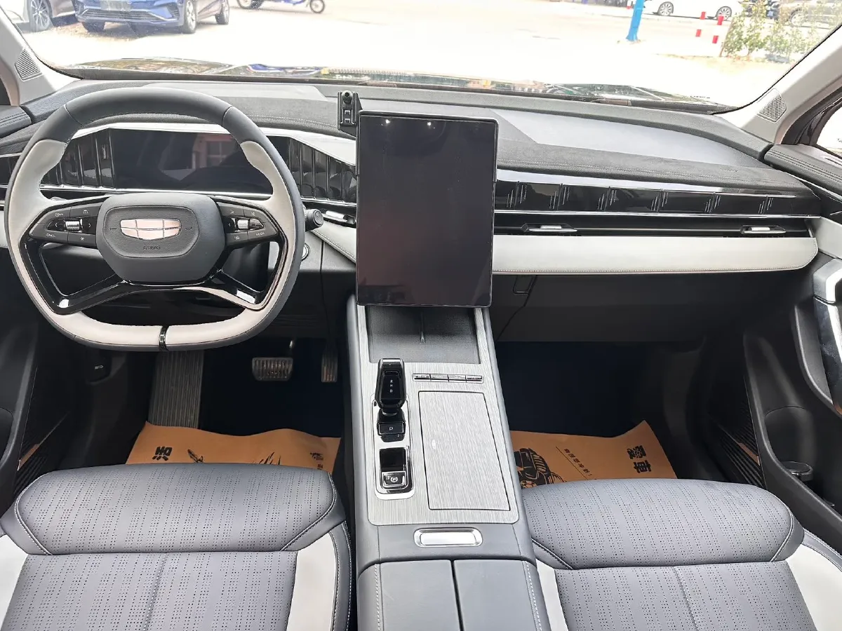 2024 Geely StarRay 1.5T 181HP L4 7DCT,autocango,china used car exporter,china ev exporter,chinese used car exporter,chinese used ev exporter