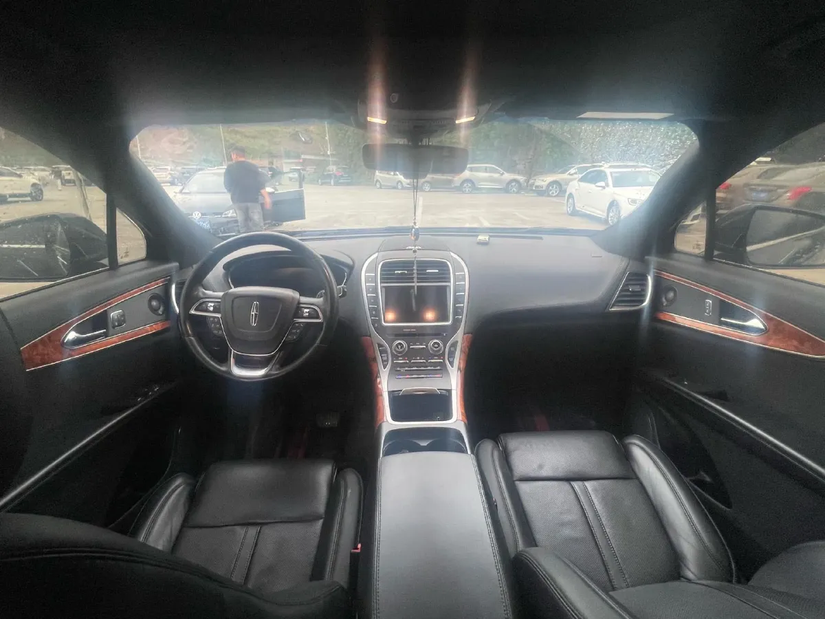 2019 Lincoln Nautilus 2.7T 329HP V6 8AT,autocango,china used car exporter,china ev exporter,chinese used car exporter,chinese used ev exporter