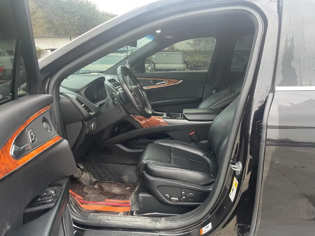 2019 Lincoln Nautilus 2.7T 329HP V6 8AT,autocango,china used car exporter,china ev exporter,chinese used car exporter,chinese used ev exporter