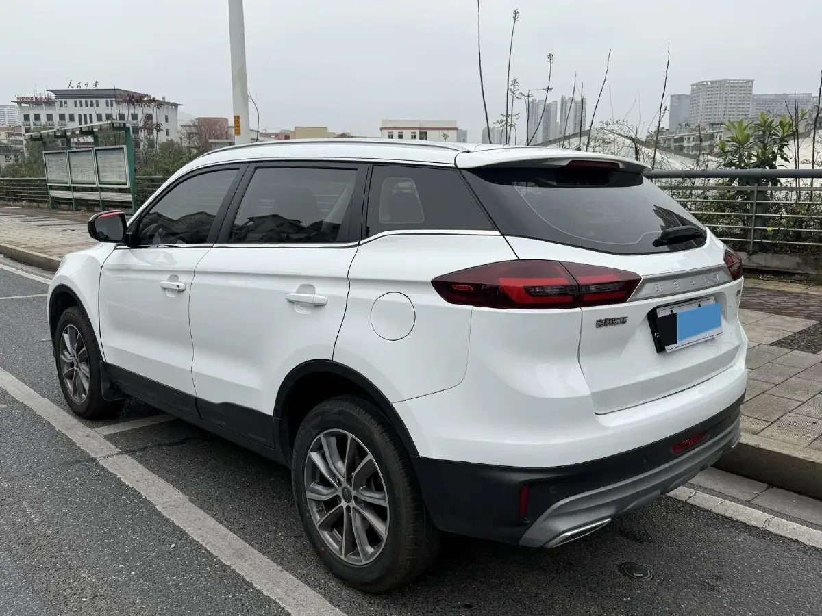 2020 Roewe i6 1.5T 169HP L4 7DCT,autocango,china used car exporter,china ev exporter,chinese used car exporter,chinese used ev exporter