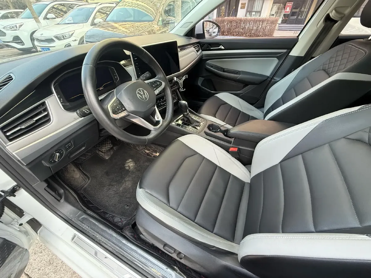 2023 Volkswagen Bora 1.5T 160HP L4 7DCT,autocango,china used car exporter,china ev exporter,chinese used car exporter,chinese used ev exporter