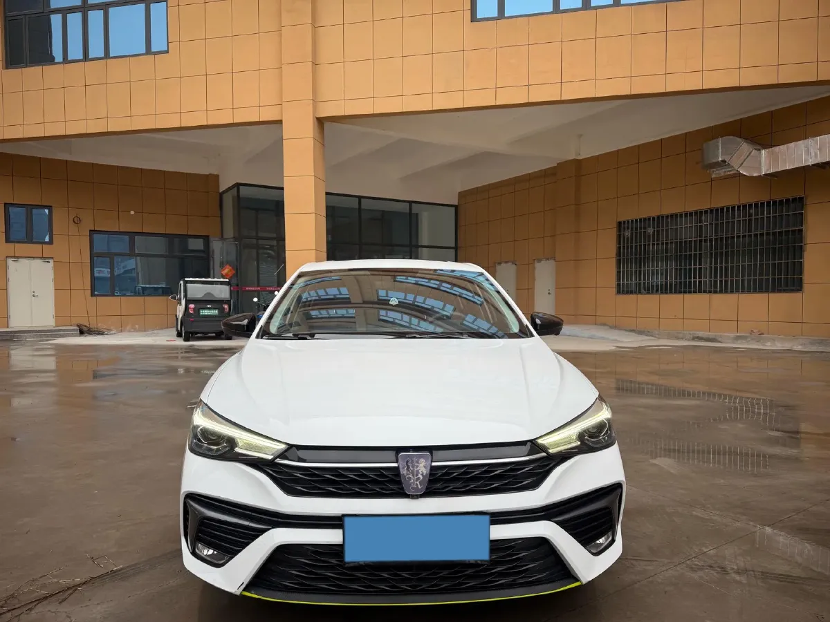 2021 Roewe i5 1.5L 120HP L4 CVT,autocango,china used car exporter,china ev exporter,chinese used car exporter,chinese used ev exporter