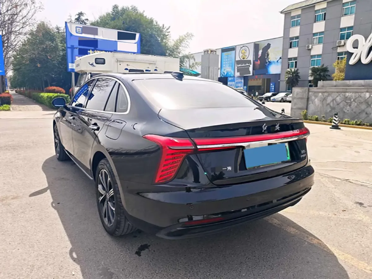 2025 HongQi H5 1.5T 150HP L4 1DHT PHEV,autocango,china used car exporter,china ev exporter,chinese used car exporter,chinese used ev exporter