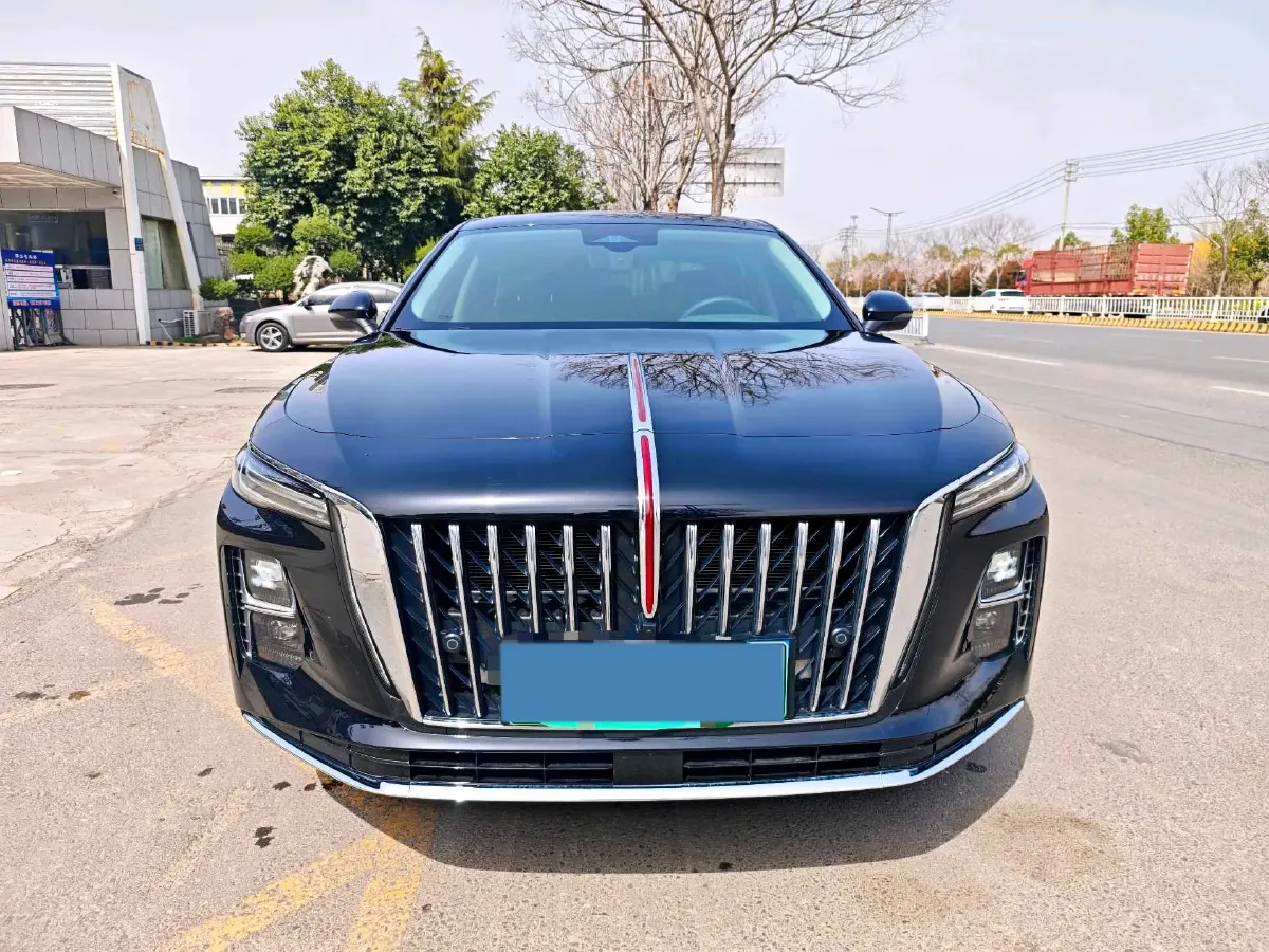 2025 HongQi H5 1.5T 150HP L4 1DHT PHEV,autocango,china used car exporter,china ev exporter,chinese used car exporter,chinese used ev exporter