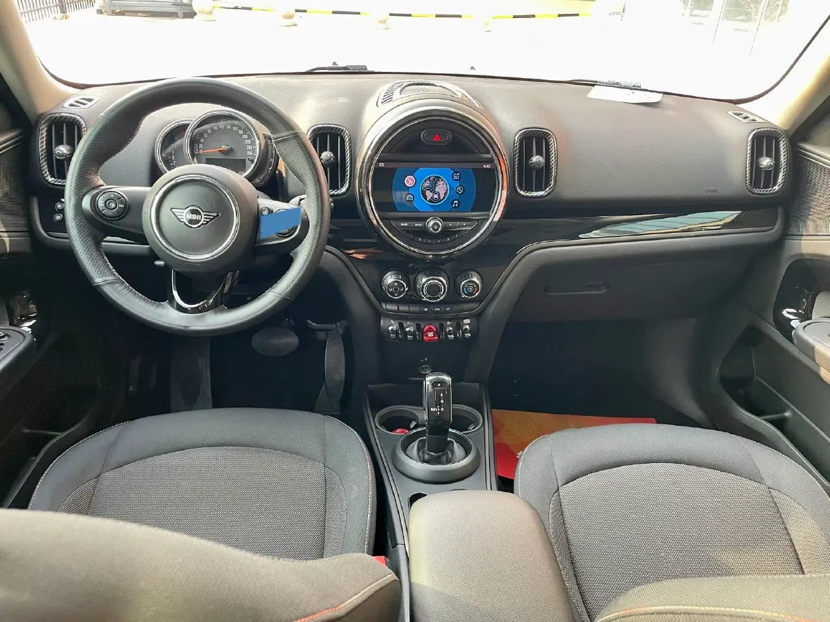 2020 MINI COUNTRYMAN 1.5T 136HP L3 7DCT,autocango,china used car exporter,china ev exporter,chinese used car exporter,chinese used ev exporter