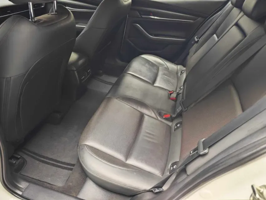 2023 Mazda 3 Axela 2.0L 158HP L4 6AT,autocango,china used car exporter,china ev exporter,chinese used car exporter,chinese used ev exporter