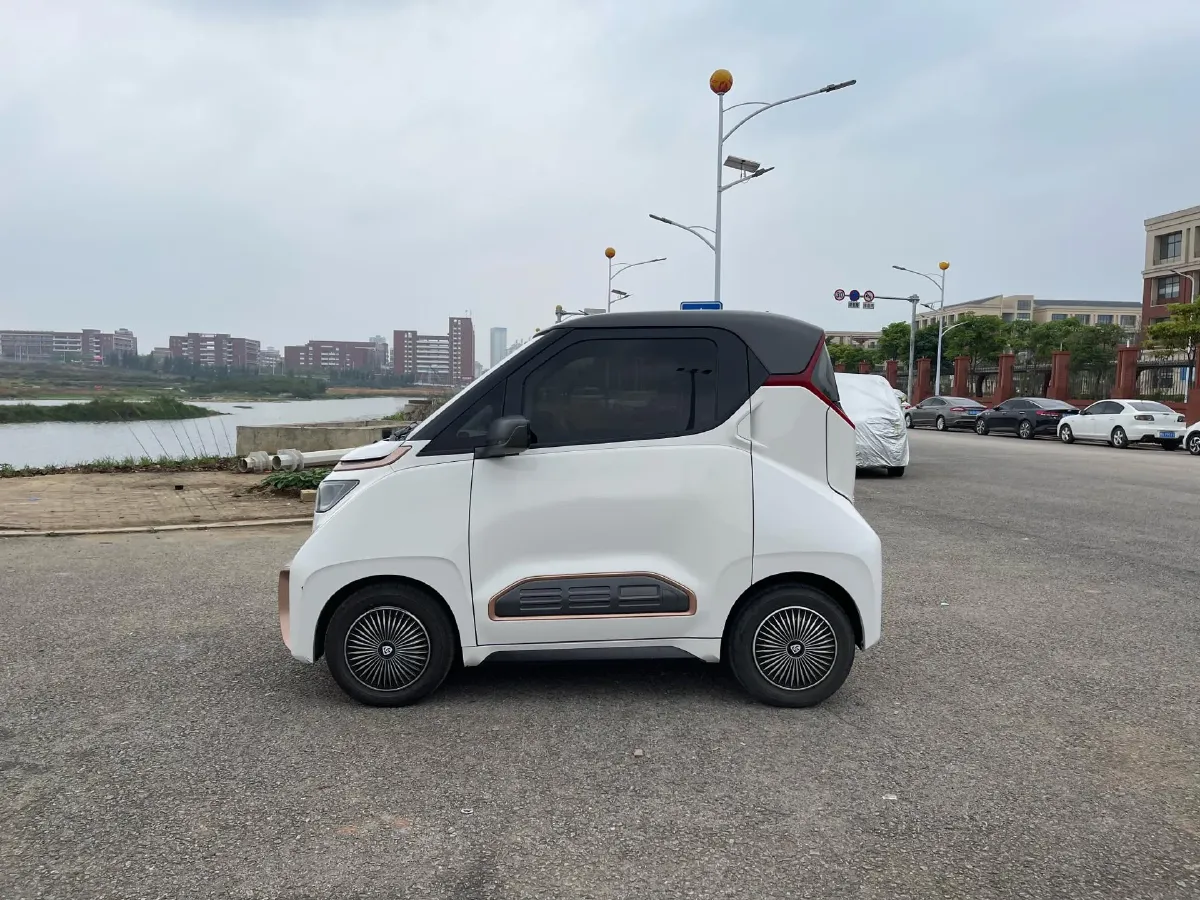 2020 BaoJun E200 BEV 28KWH,autocango,china used car exporter,china ev exporter,chinese used car exporter,chinese used ev exporter