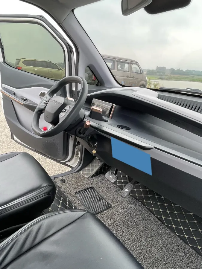 2020 BaoJun E200 BEV 28KWH,autocango,china used car exporter,china ev exporter,chinese used car exporter,chinese used ev exporter