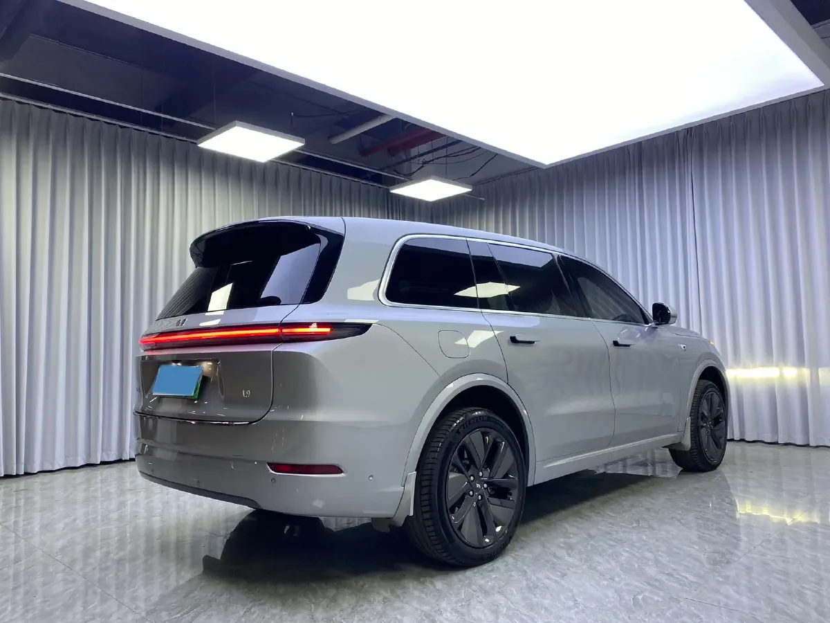 2022 Li L9 Range Extended 154HP REEV 42.6KWH,autocango,china used car exporter,china ev exporter,chinese used car exporter,chinese used ev exporter