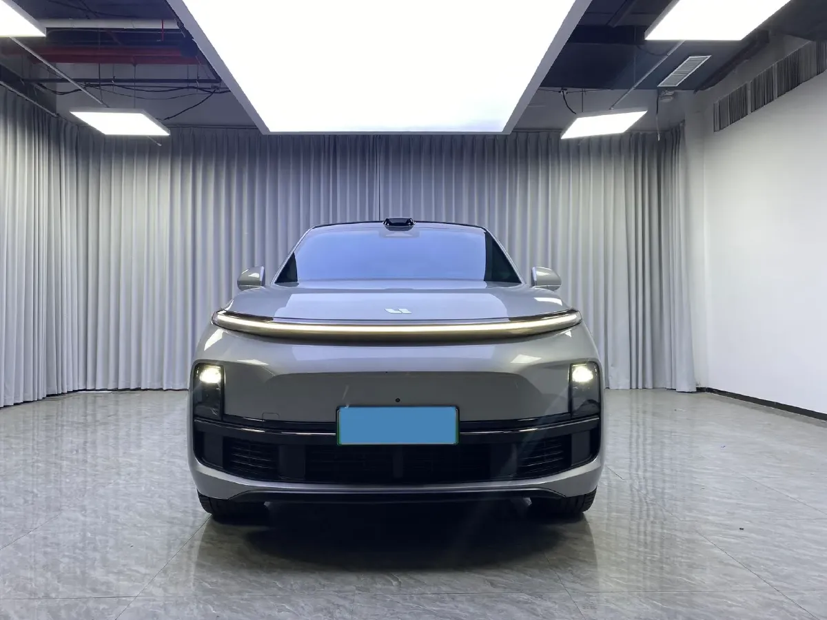 2022 Li L9 Range Extended 154HP REEV 42.6KWH,autocango,china used car exporter,china ev exporter,chinese used car exporter,chinese used ev exporter