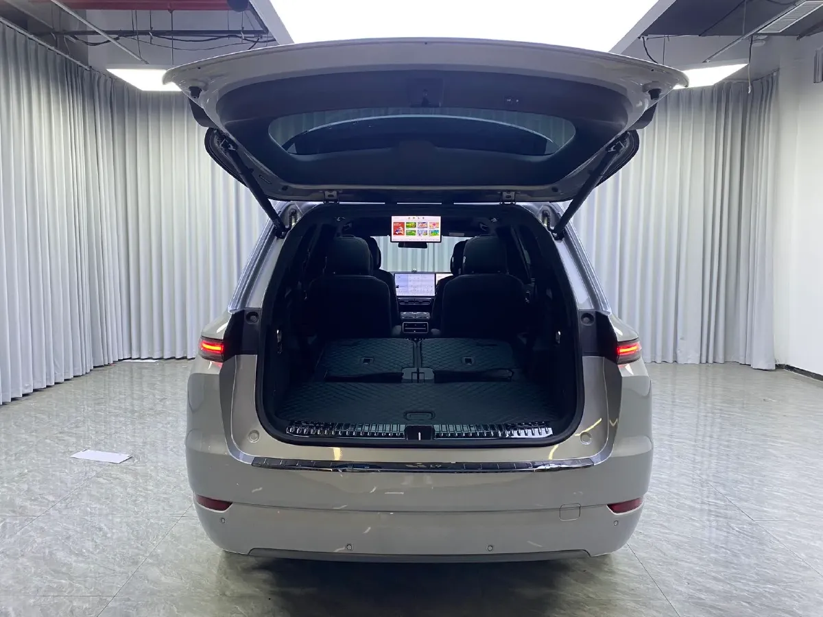 2022 Li L9 Range Extended 154HP REEV 42.6KWH,autocango,china used car exporter,china ev exporter,chinese used car exporter,chinese used ev exporter