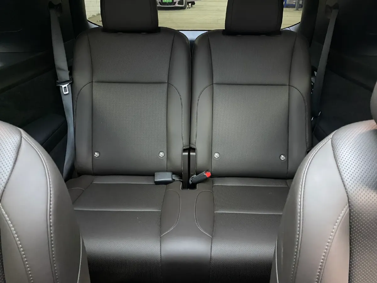 2022 Li L9 Range Extended 154HP REEV 42.6KWH,autocango,china used car exporter,china ev exporter,chinese used car exporter,chinese used ev exporter