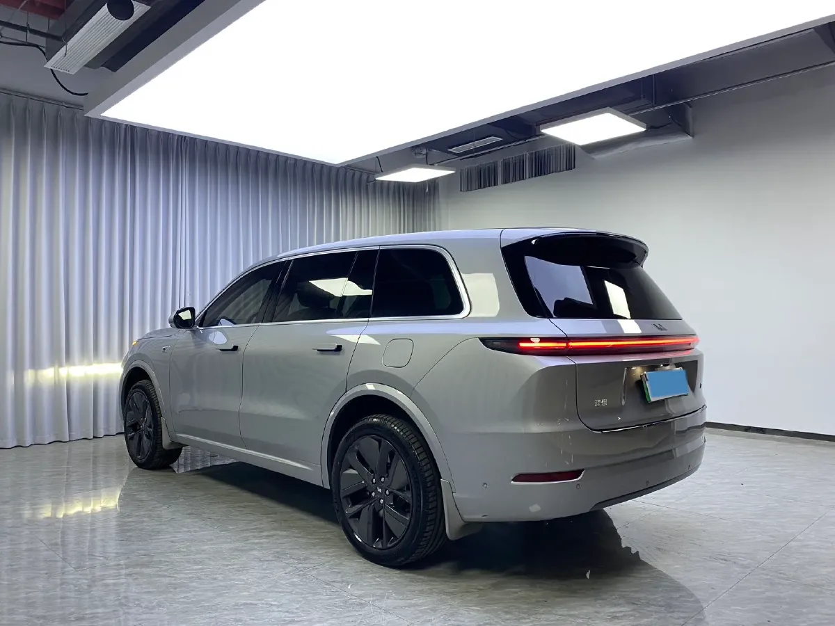 2022 Li L9 Range Extended 154HP REEV 42.6KWH,autocango,china used car exporter,china ev exporter,chinese used car exporter,chinese used ev exporter