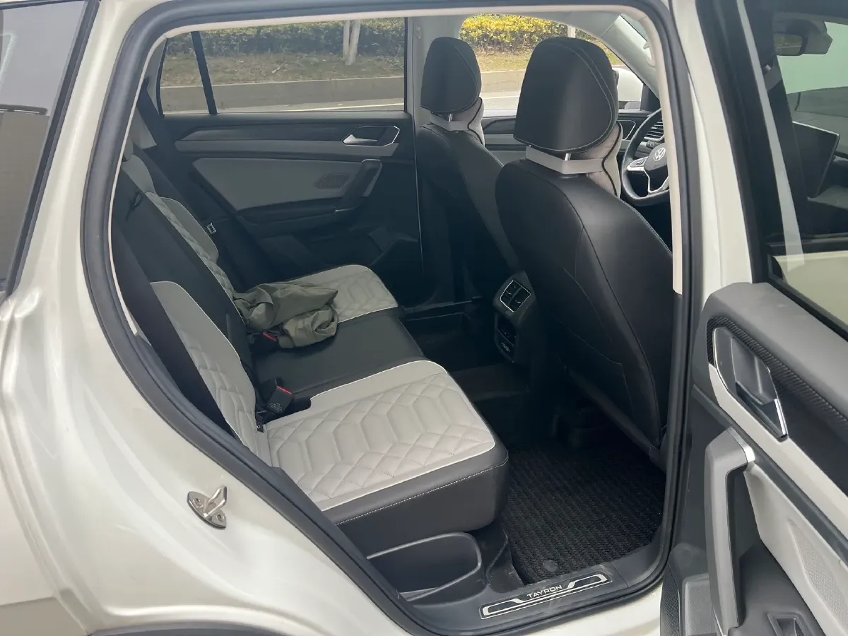2024 Volkswagen Tayron 1.5T 160HP L4 7DCT,autocango,china used car exporter,china ev exporter,chinese used car exporter,chinese used ev exporter