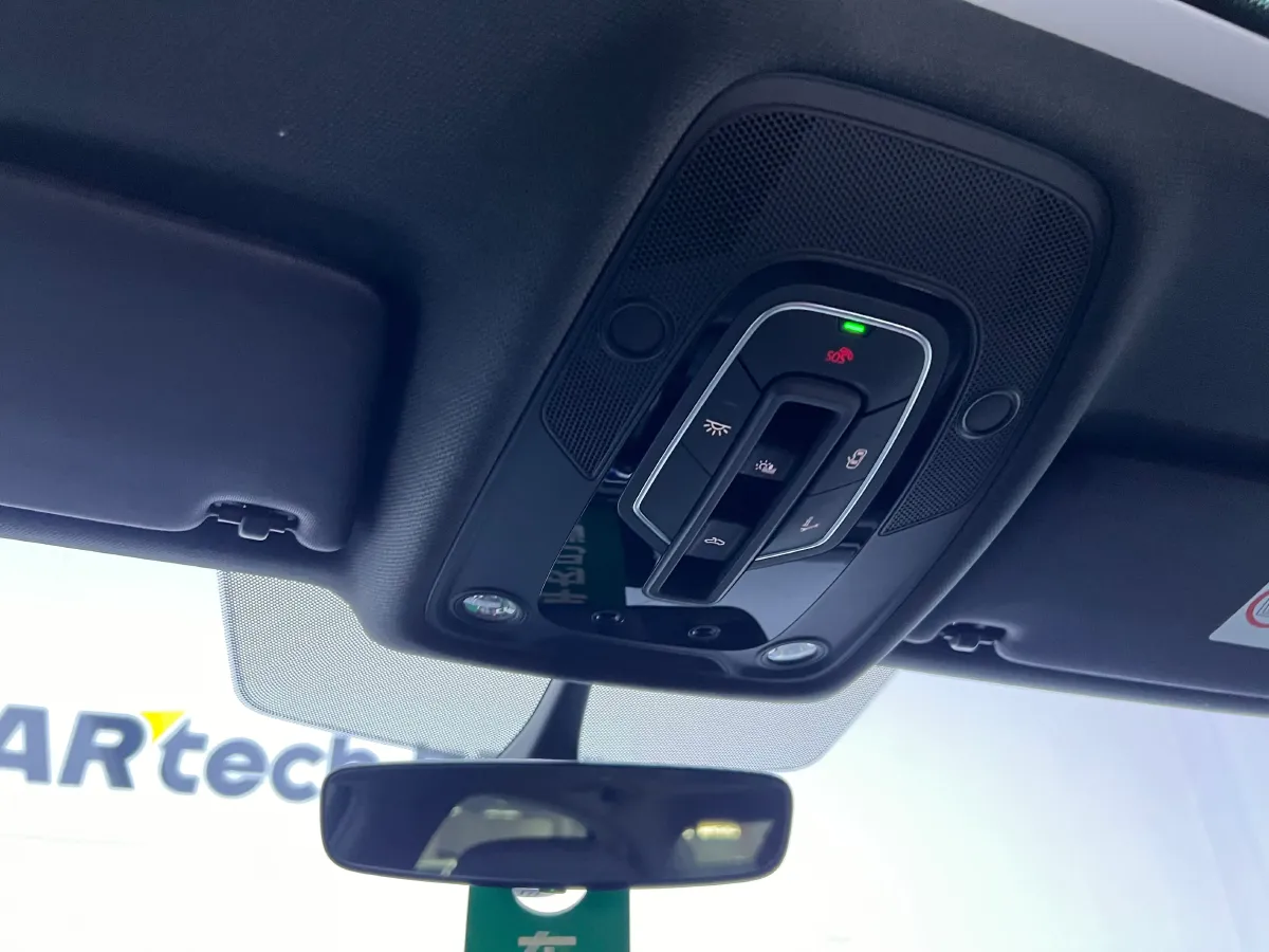 2023 Audi A4L 2.0T 190HP L4 7DCT,autocango,china used car exporter,china ev exporter,chinese used car exporter,chinese used ev exporter