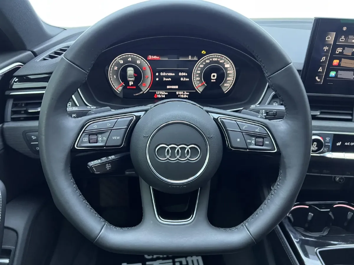 2023 Audi A4L 2.0T 190HP L4 7DCT,autocango,china used car exporter,china ev exporter,chinese used car exporter,chinese used ev exporter