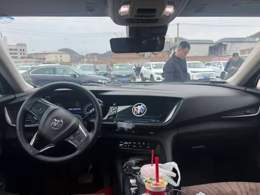 2023 Buick EnvisionPlus 2.0T 237HP L4 9AT,autocango,china used car exporter,china ev exporter,chinese used car exporter,chinese used ev exporter