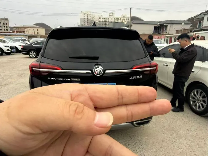 2023 Buick EnvisionPlus 2.0T 237HP L4 9AT,autocango,china used car exporter,china ev exporter,chinese used car exporter,chinese used ev exporter