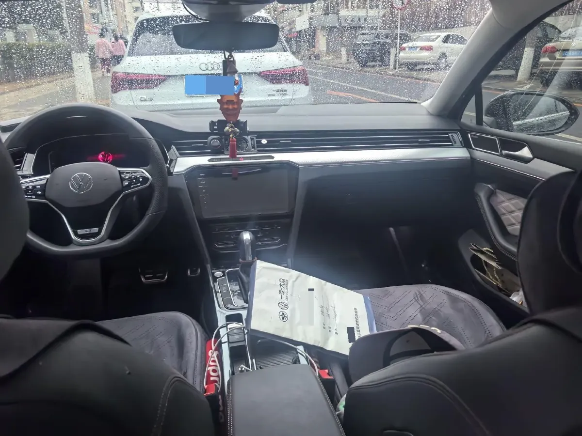 2024 Volkswagen Magotan 2.0T 186HP L4 7DCT,autocango,china used car exporter,china ev exporter,chinese used car exporter,chinese used ev exporter