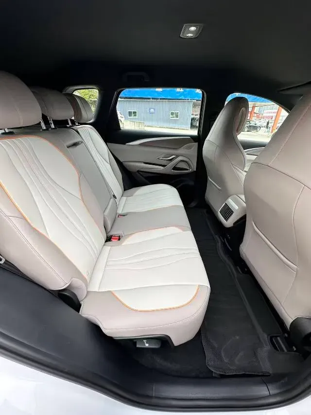 2024 BYD Song Pro 1.5L 110HP L4 E-CVT PHEV 12.9KWH,autocango,china used car exporter,china ev exporter,chinese used car exporter,chinese used ev exporter