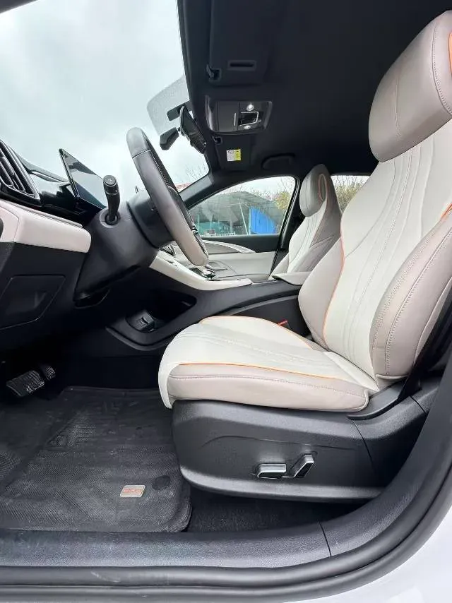 2024 BYD Song Pro 1.5L 110HP L4 E-CVT PHEV 12.9KWH,autocango,china used car exporter,china ev exporter,chinese used car exporter,chinese used ev exporter