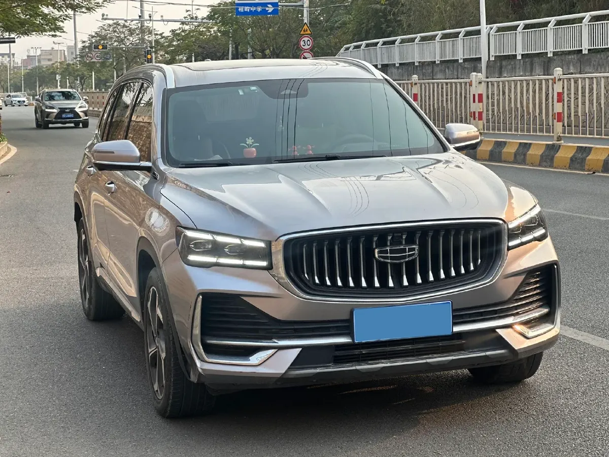 2021 Geely Monjaro 2.0T 238HP L4 8AT,autocango,china used car exporter,china ev exporter,chinese used car exporter,chinese used ev exporter