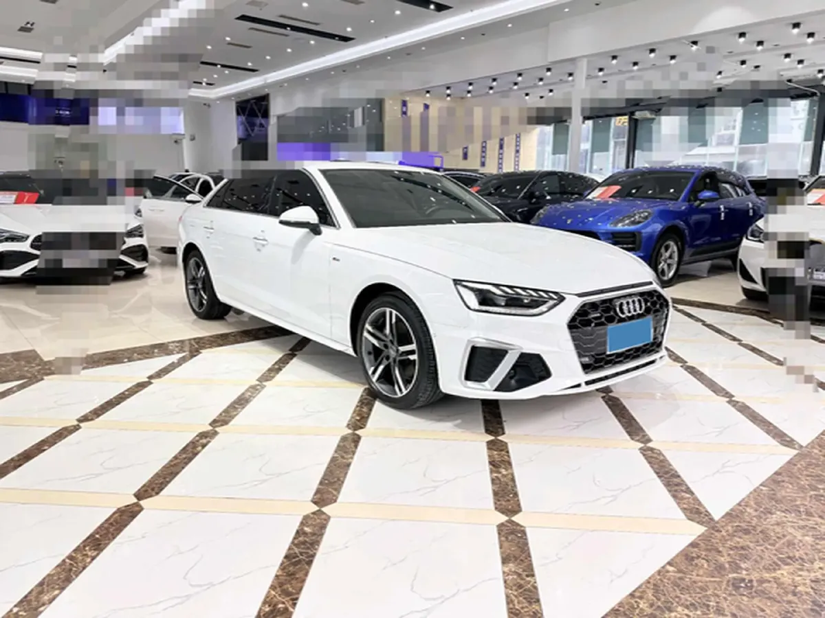 2020 Audi A4L 2.0T 190HP L4 7DCT,autocango,china used car exporter,china ev exporter,chinese used car exporter,chinese used ev exporter