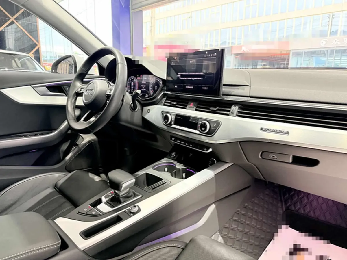 2020 Audi A4L 2.0T 190HP L4 7DCT,autocango,china used car exporter,china ev exporter,chinese used car exporter,chinese used ev exporter