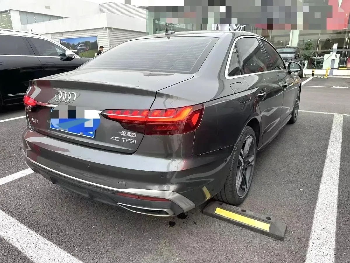 2020 Audi A4L 2.0T 190HP L4 7DCT,autocango,china used car exporter,china ev exporter,chinese used car exporter,chinese used ev exporter