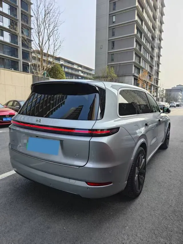 2024 Li L9 Range Extended 154HP REEV 52.3KWH,autocango,china used car exporter,china ev exporter,chinese used car exporter,chinese used ev exporter