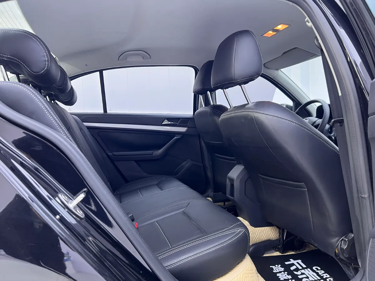 2017 Volkswagen Lavida 1.6L 110HP L4 6AT,autocango,china used car exporter,china ev exporter,chinese used car exporter,chinese used ev exporter