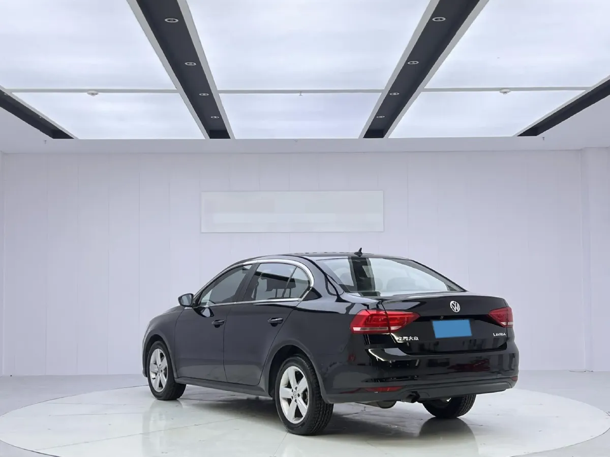 2017 Volkswagen Lavida 1.6L 110HP L4 6AT,autocango,china used car exporter,china ev exporter,chinese used car exporter,chinese used ev exporter