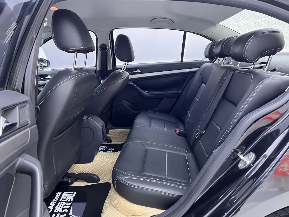 2017 Volkswagen Lavida 1.6L 110HP L4 6AT,autocango,china used car exporter,china ev exporter,chinese used car exporter,chinese used ev exporter