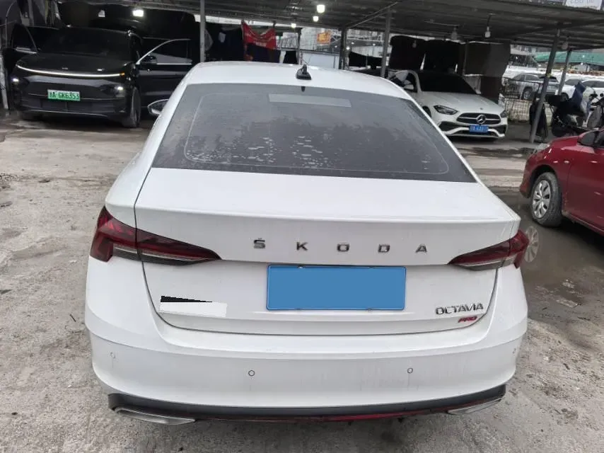 2021 Skoda Octavia 1.4T 150HP L4 7DCT,autocango,china used car exporter,china ev exporter,chinese used car exporter,chinese used ev exporter