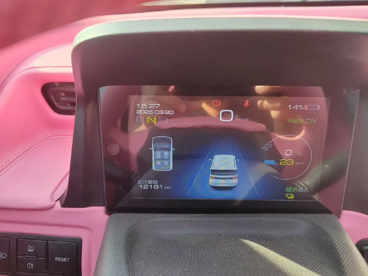 2022 WuLing HongGuang MINI EV BEV 9KWH,autocango,china used car exporter,china ev exporter,chinese used car exporter,chinese used ev exporter