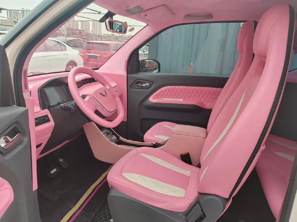 2022 WuLing HongGuang MINI EV BEV 9KWH,autocango,china used car exporter,china ev exporter,chinese used car exporter,chinese used ev exporter