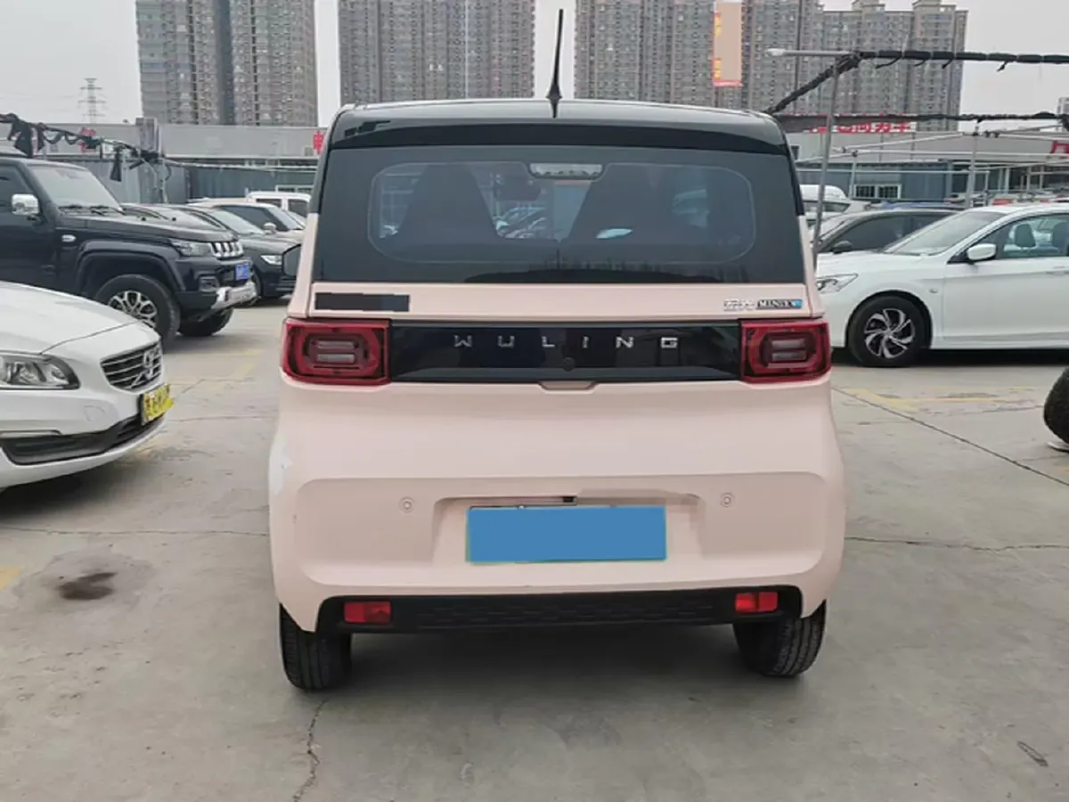 2022 WuLing HongGuang MINI EV BEV 9KWH,autocango,china used car exporter,china ev exporter,chinese used car exporter,chinese used ev exporter