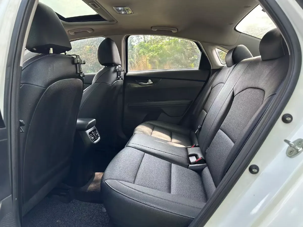 2020 Kia K3 1.5L 115HP L4 CVT,autocango,china used car exporter,china ev exporter,chinese used car exporter,chinese used ev exporter