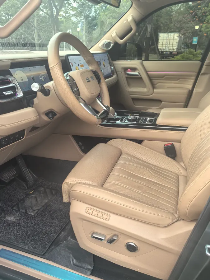 2024 Beijing BJ60 REEV 1.5T 188HP L4 REEV 40.3KWH,autocango,china used car exporter,china ev exporter,chinese used car exporter,chinese used ev exporter