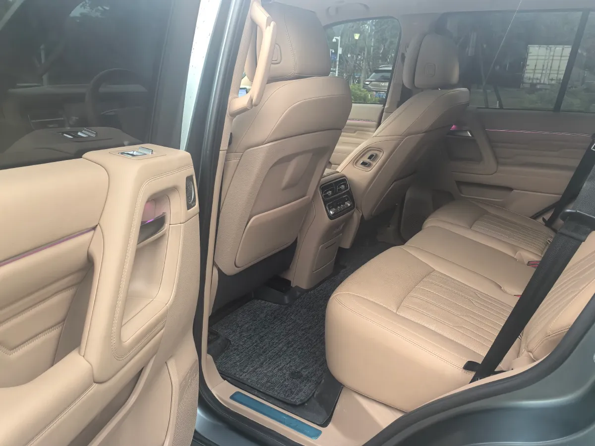 2024 Beijing BJ60 REEV 1.5T 188HP L4 REEV 40.3KWH,autocango,china used car exporter,china ev exporter,chinese used car exporter,chinese used ev exporter