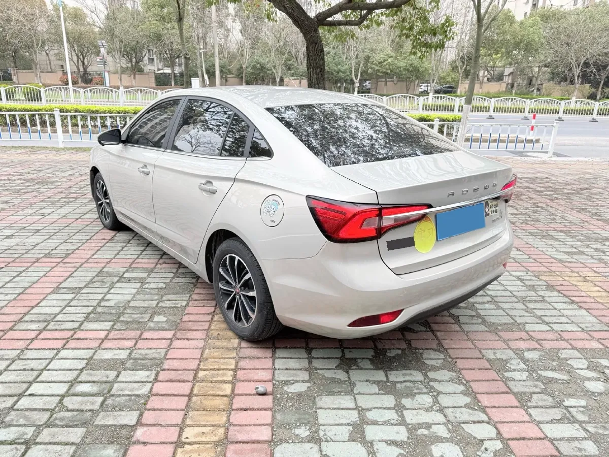 2020 Roewe i5 1.5L 120HP L4 CVT,autocango,china used car exporter,china ev exporter,chinese used car exporter,chinese used ev exporter